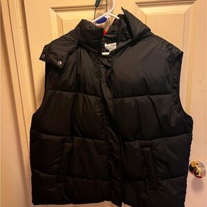 Black Puffer Vest for Women